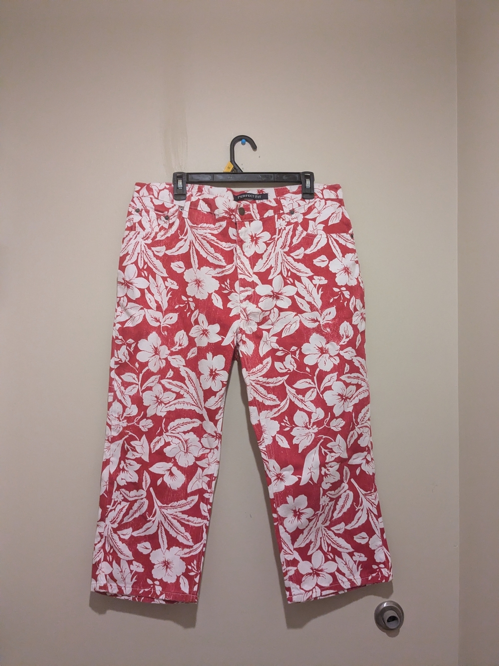 Vintage Floral Printed Cropped Jeans